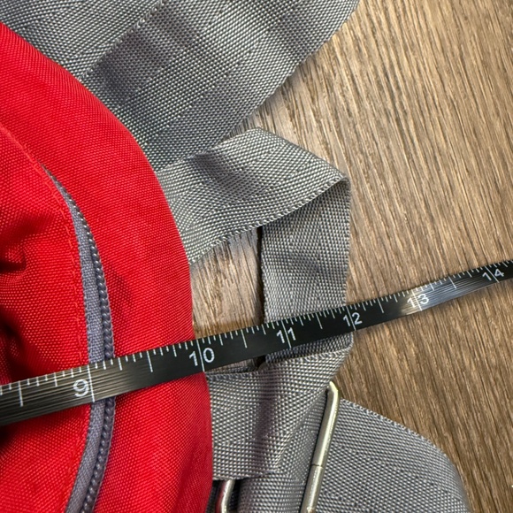 Vintage Samsonite Camera Case Red 2 Shoulder Strap Backpack Camera bag - Picture 5 of 11